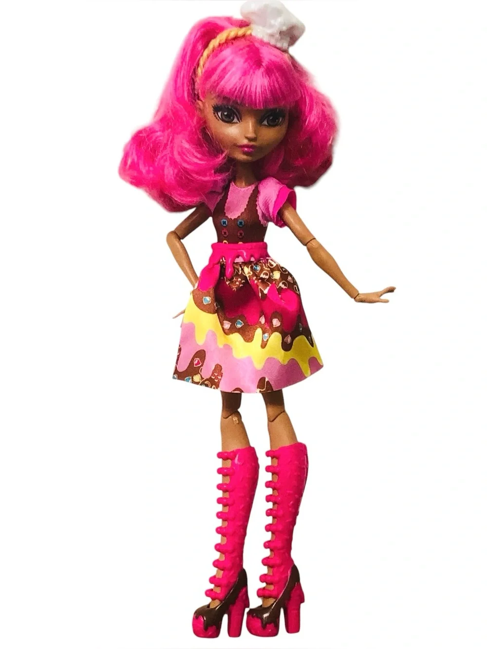 Ever After High Ginger Breadhouse Doll Sugar Coated Pink Dress High Boots 2014